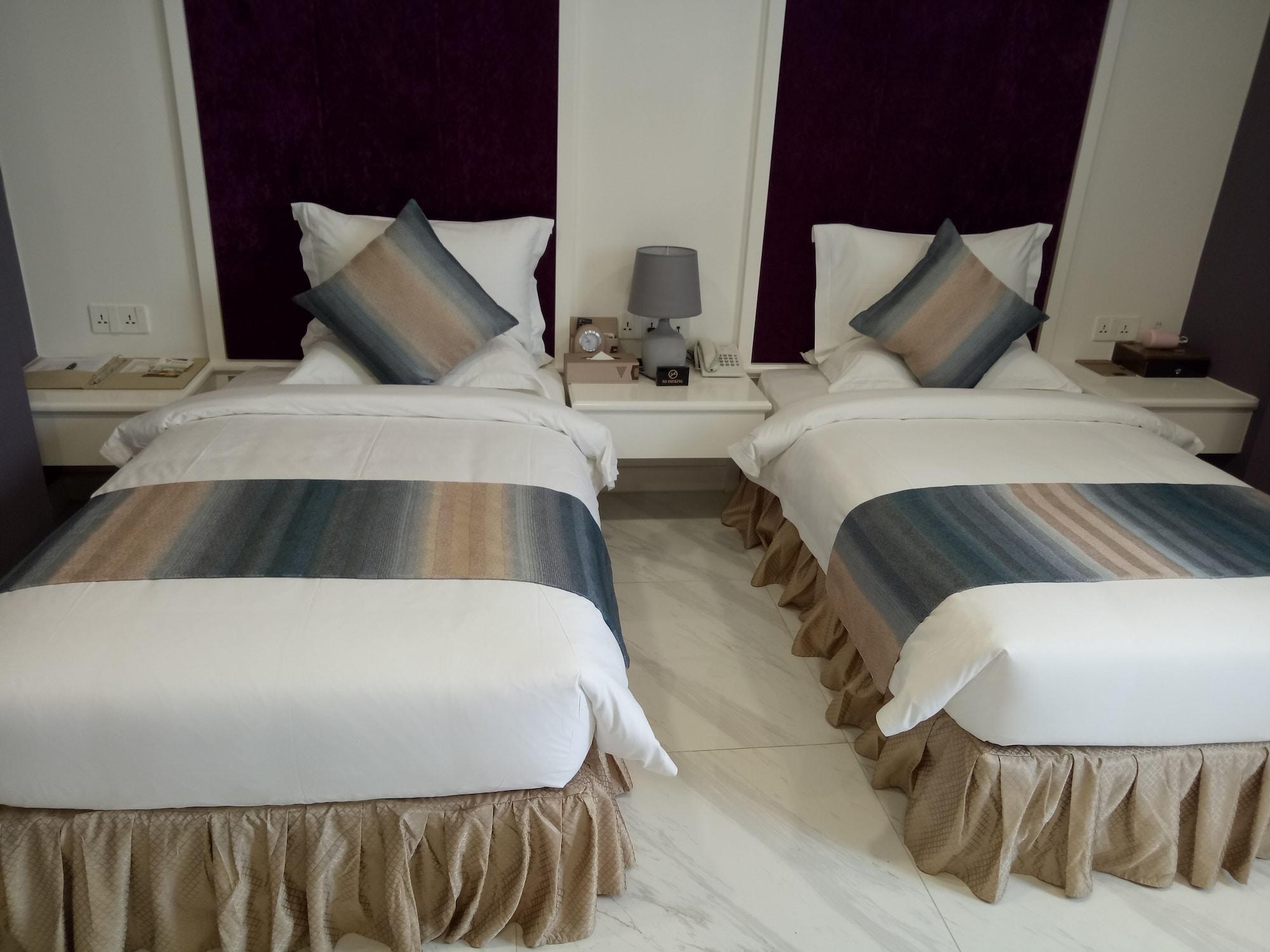 V Boutique Hotel Phnompen Kültér fotó