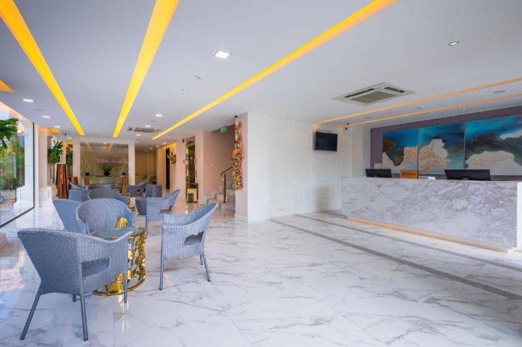 V Boutique Hotel Phnompen Kültér fotó