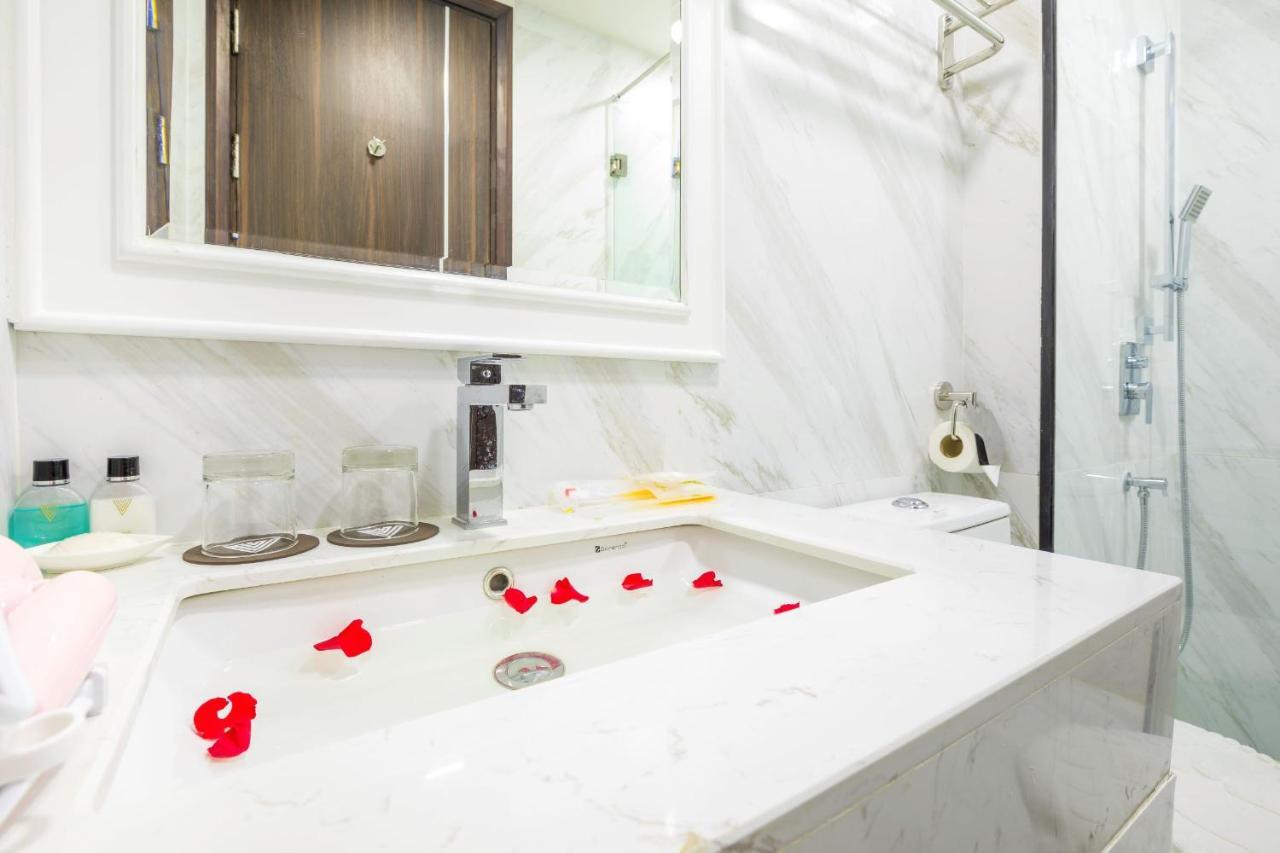 V Boutique Hotel Phnompen Kültér fotó