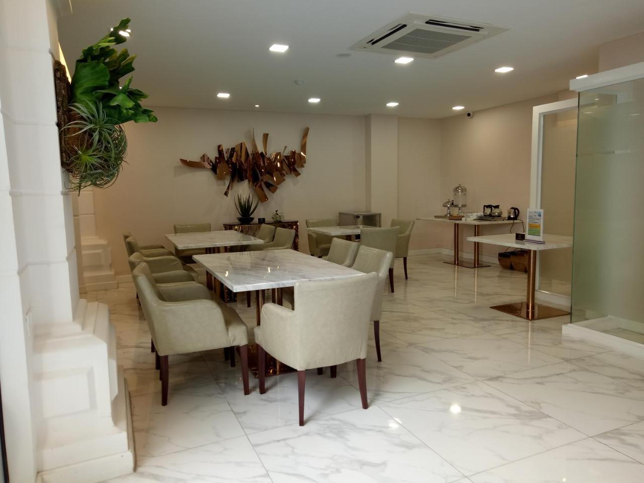 V Boutique Hotel Phnompen Kültér fotó